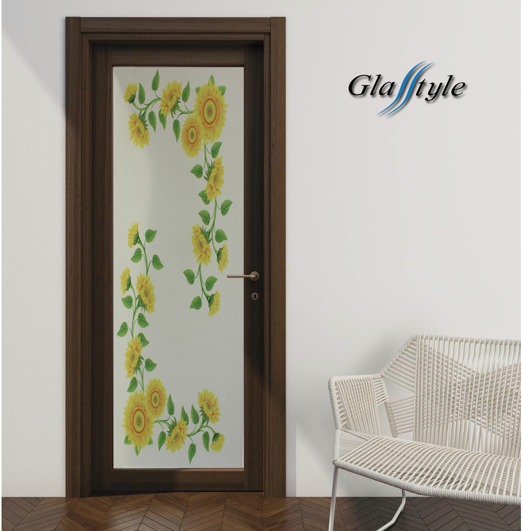 girasoli vetri per porta scorrevole bologna serglas glasstyle porte vetro vetreria veneziaPiume colorate vetrate per porta in legno TRIESTE con farfalle porta tuttovetro stratificata 5+5 acidataDonna rossa realizzata per una casa in PUGLIA spedizione in tutta Italia porta scorrevole porta arzignano vetreria vicenza vetreria verona ristrutturazione casa vetro design serglas glasstyle e a scrigno doppie porta doppia eclisse porte in vristallo vetreria